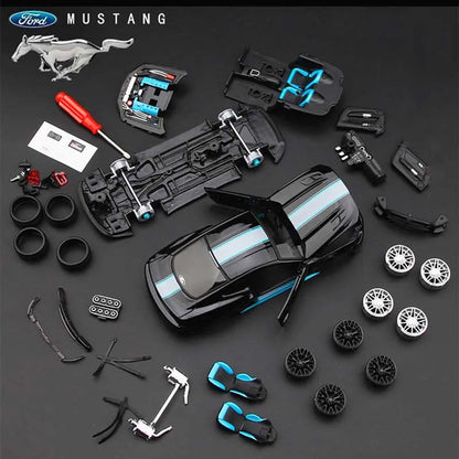 1:24 Ford Mustang GT Model Kit 