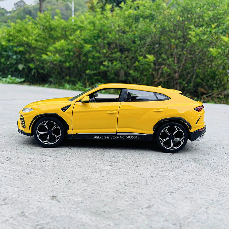 Lamborghini Urus miniature