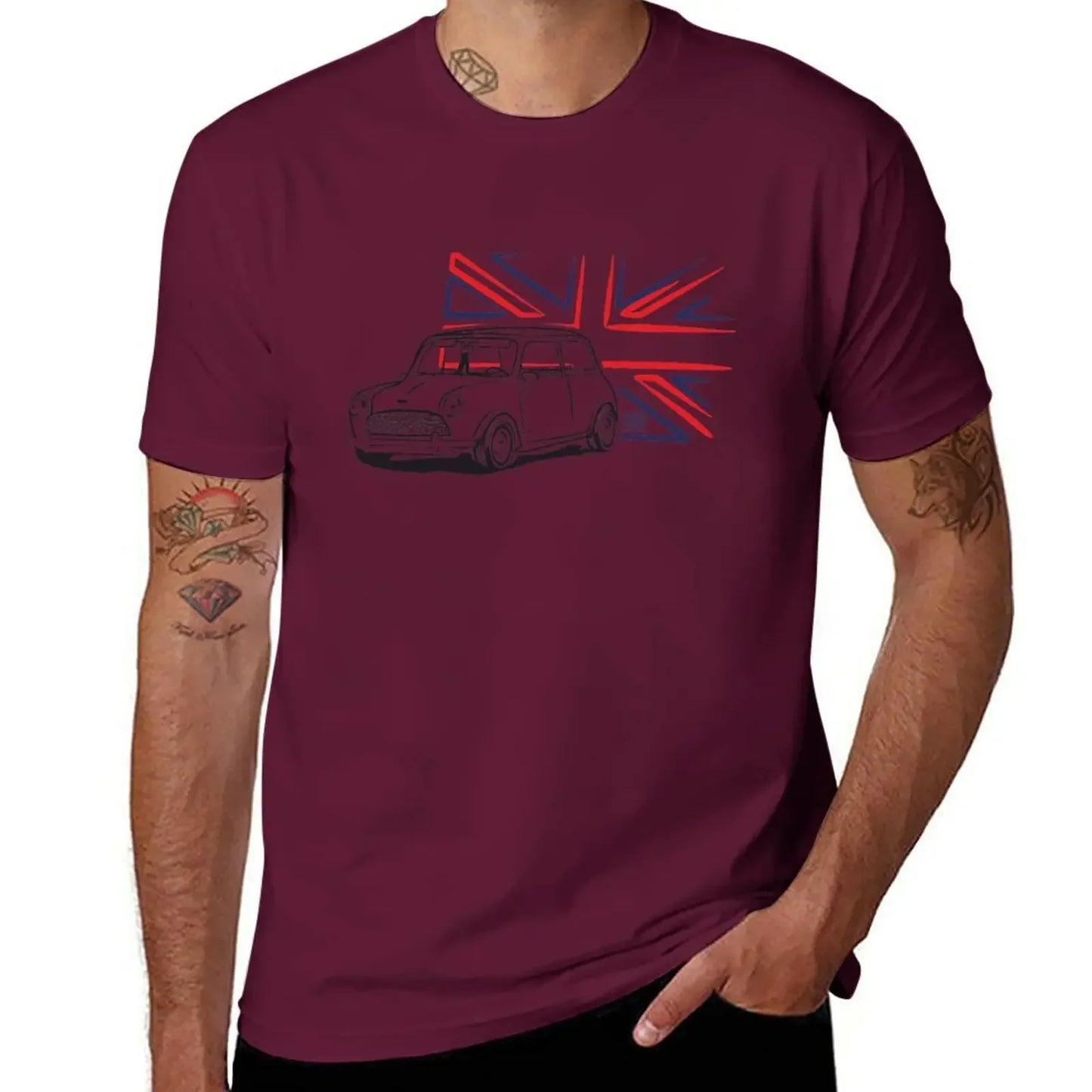 Klassischer Mini Cooper mit Großbritannien Flaggen-T-Shirt