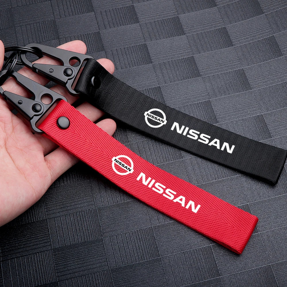 Collezione Keychain Nissan GT-R e NISMO