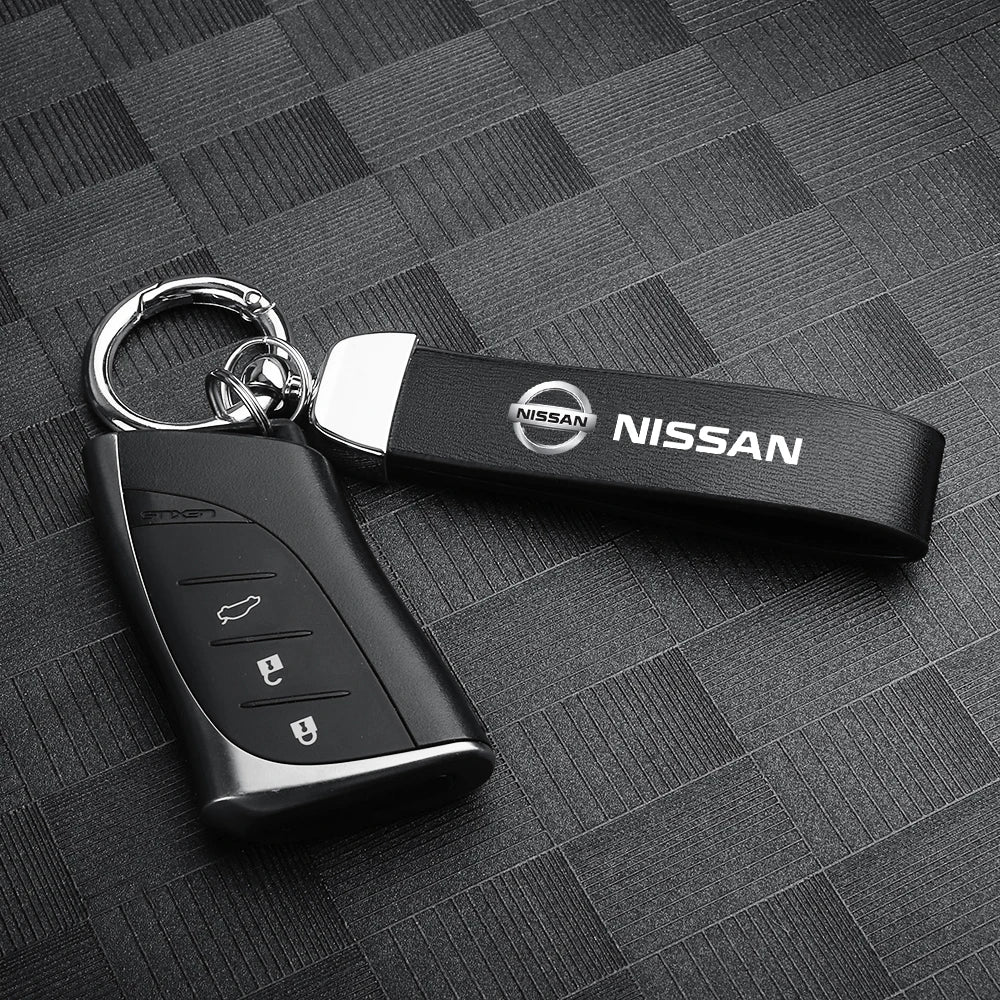 Nissan GT-R und NISMO Keychain Collection