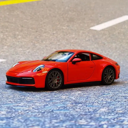 Porsche 911 Carrera 4S Miniatura