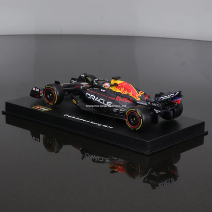 Red Bull F1 Racing RB19 in miniatura